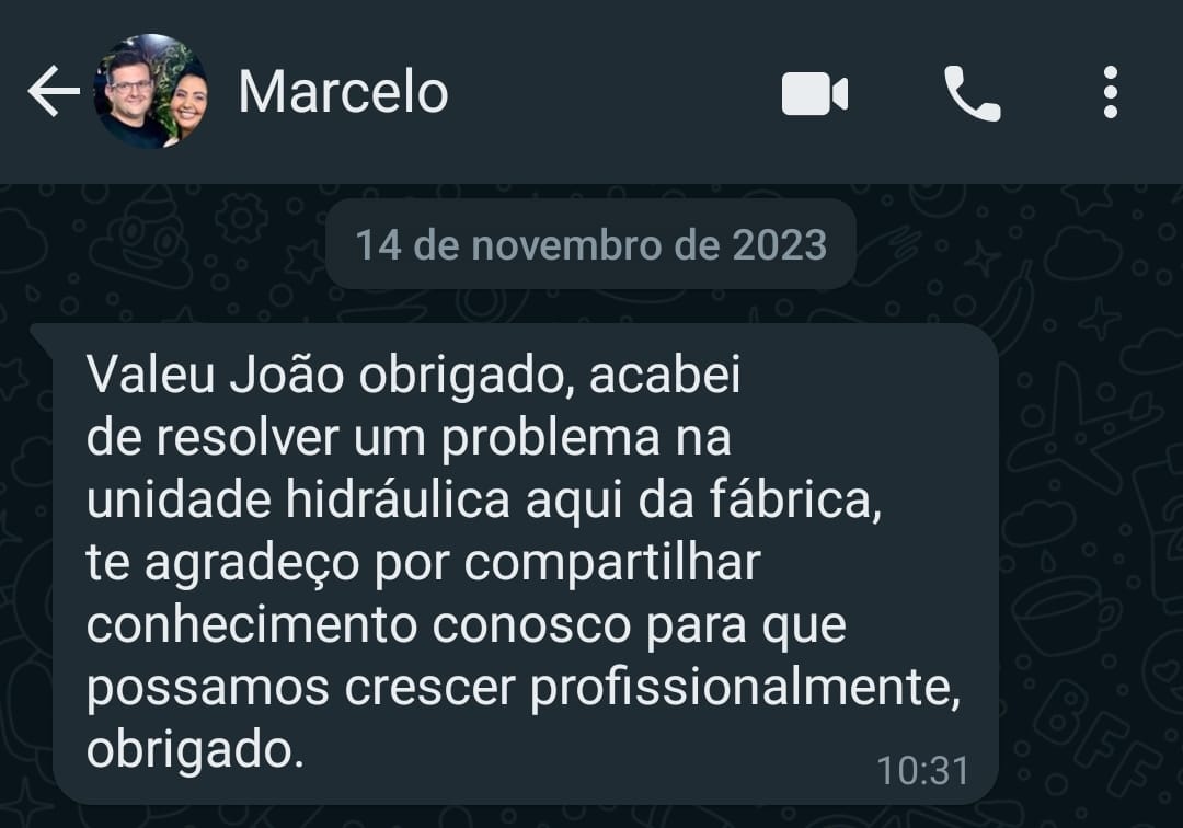 Print de WhatsApp do aluno Marcelo agradecendo após resolver uma falha hidráulica na fábrica